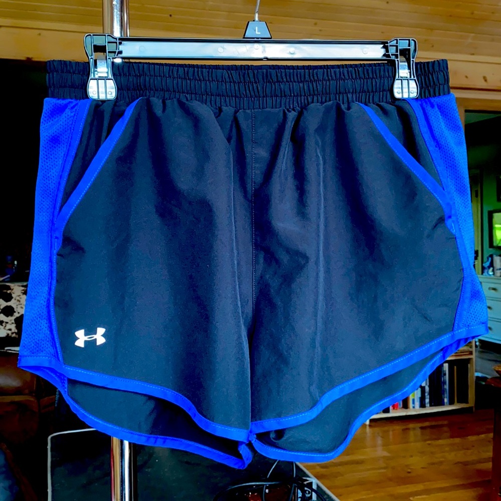 Under Armour Women's Fly By 1.0 Shorts.